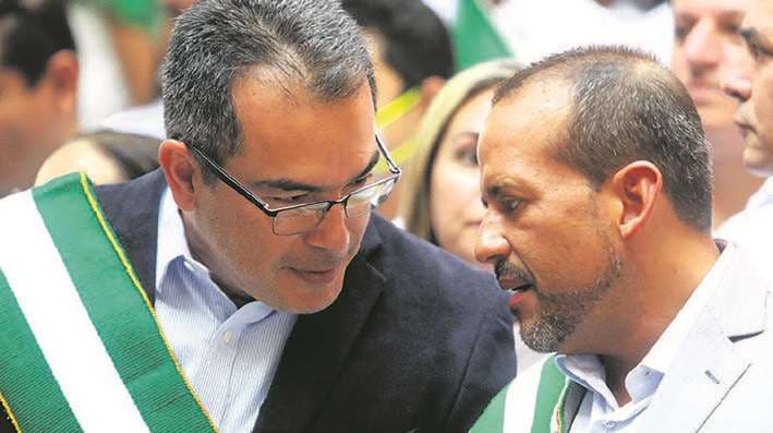 Camacho acusa a Aguilera de "entregar la autonomía al MAS" tras pérdida de poder de Creemos en la Asamblea Departamental