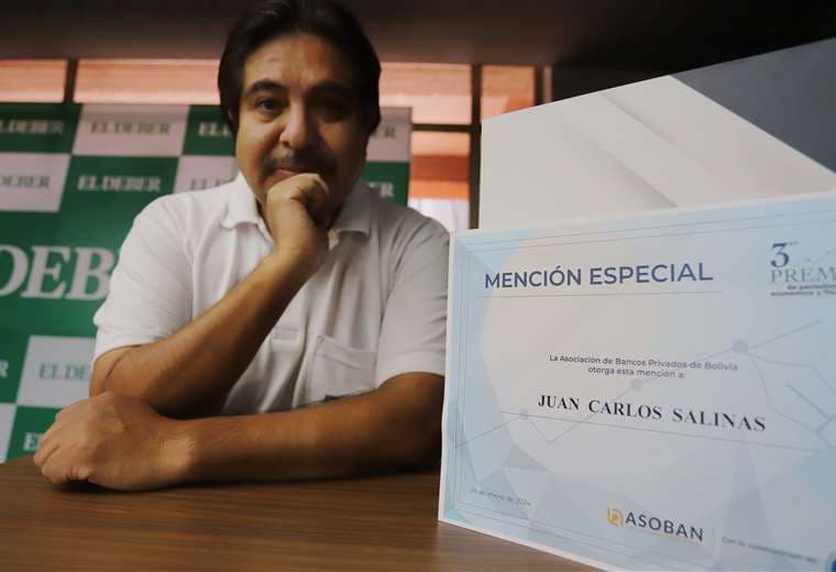 Asoban destacó el trabajo periodístico de Salinas /Foto. Jorge Gutiérrez