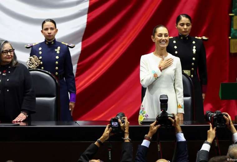 Claudia Sheinbaum juramenta como primera presidenta de México