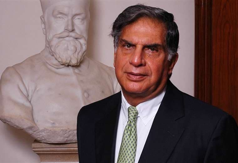 India llora la muerte de Ratan Tata, exlíder del Grupo Tata, a los 86 años