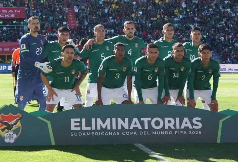 Equipo titular de la selección boliviana contra Colombia. Foto: APG Noticias