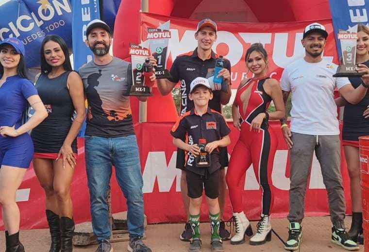 José Andrés Gamón, vencedor de la MX1 en el departamental de motociclismo