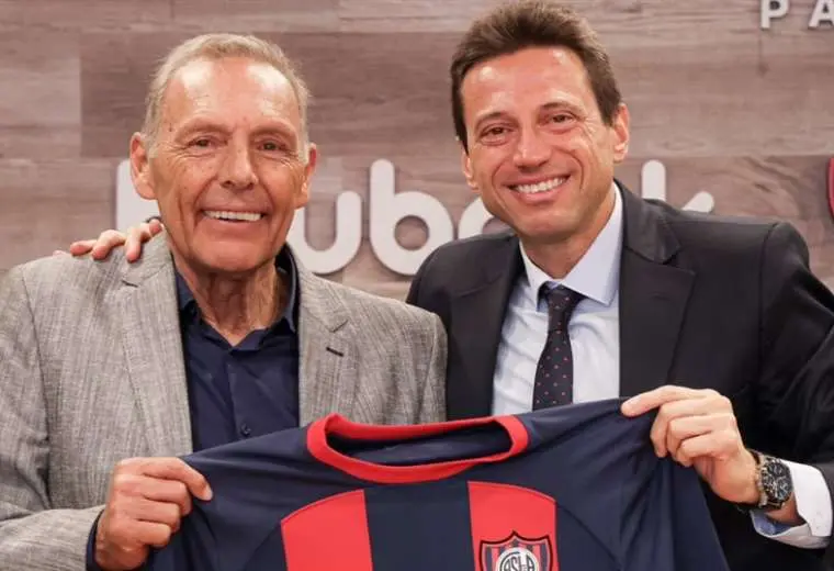 Russo junto al presidente del club, Marcelo Moretti. Foto: Prensa San Lorenzo