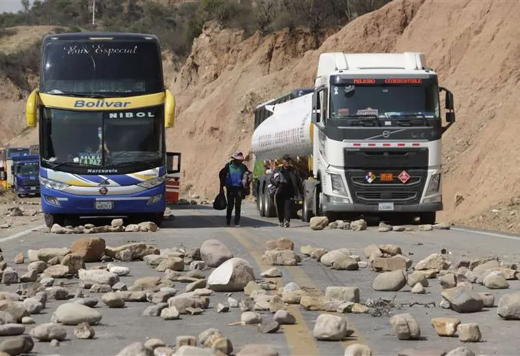 Bloqueo del evismo en Parotani (Cochabamba)/Foto: APG Noticias