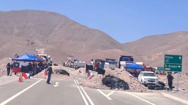 Bloqueo en el vecino país / Foto: Soychile.cl