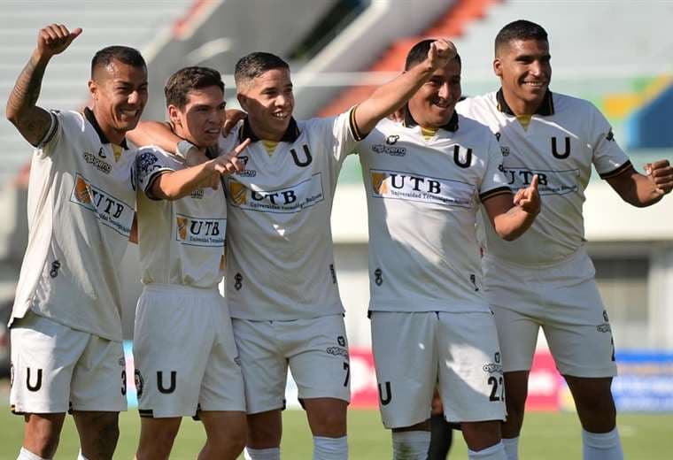 El torneo Clausura se reanudó con el triunfo (2-1) de Universitario ante Real Tomayapo