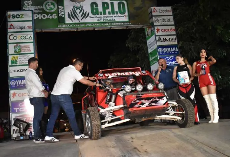 Un buguie durante la largada simbólica en Cotoca. Foto: Raúl Alvis