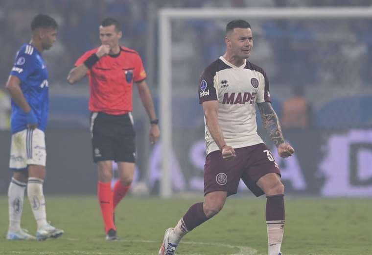 Ramiro Carrera convirtió el gol de Lanús contra Cruzeiro. Foto: EFE