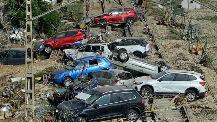 Por qué el aumento de la intensidad de las DANAS, el fenómeno meteorológico que causó la tragedia en España, es otra consecuencia del cambio climático