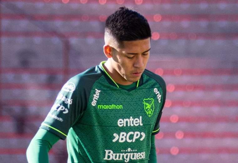 Ramiro Vaca durante la práctica de la selección nacional. Foto: APG Noticias