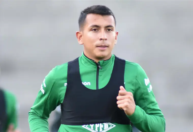 Roberto Carlos Fernández cumplió su primera práctica con la Verde. Foto: APG