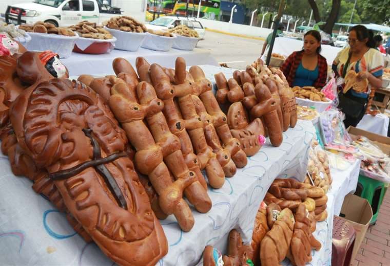 Todos Santos: Día en que se reciben a las almas y esto es lo que no debe faltar en un altar para esperarlas