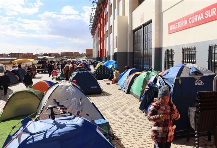 Así se ve la parte externa del estadio de Villa Ingenio de El Alto. Foto: APG Noticias