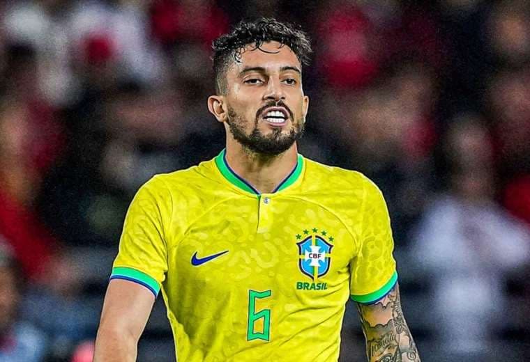 Brasil convocó a Dodo y Alex Telles para partido con Uruguay