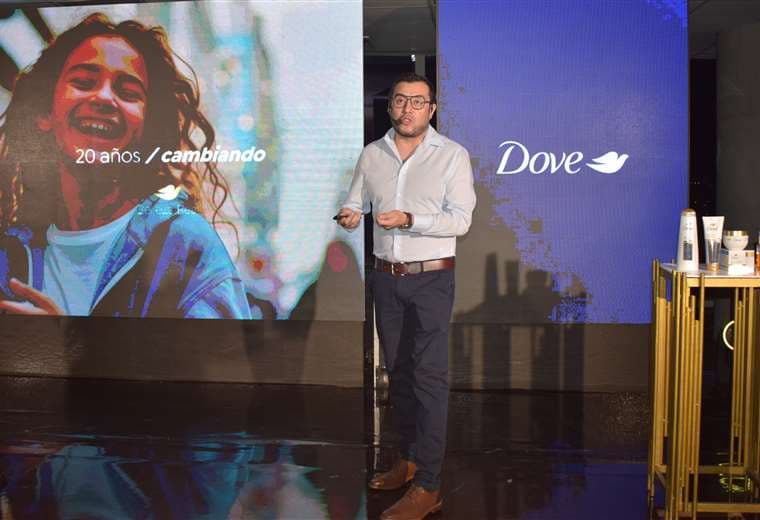 Dove lanza nueva línea Bond Intense Repair, productos que reparan el cabello de manera molecular 