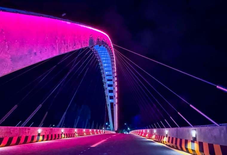 Alcaldía de Tarija habilitará un puente para peatones tras prueba de iluminación