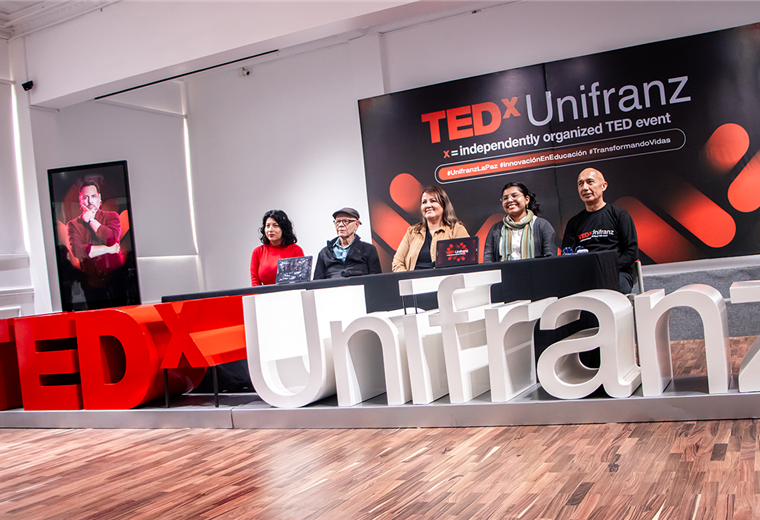 TEDx Unifranz: historias de éxito que transforman vidas