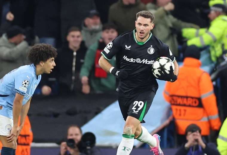 El Manchester City goleaba, pero terminó empatando (3-3) con el Feyenoord