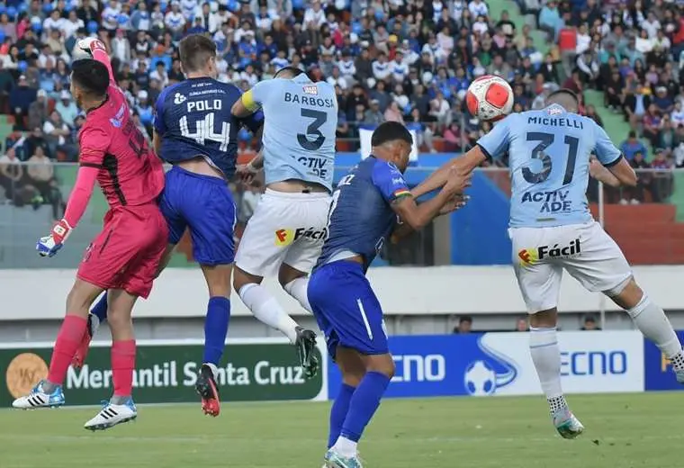 En el partido de ida, el 13 de julio, Aurora ganó (2-1) en Cochabamba. Foto: APG 