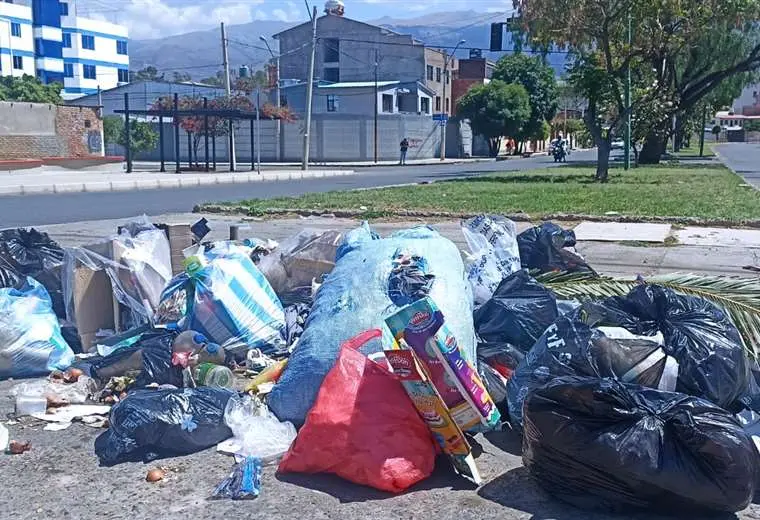 Conflictos y falta de combustible afectan 
el desayuno escolar y el servicio de aseo urbano