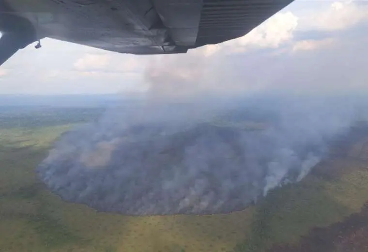 Después de un mes, llega la ayuda para sofocar los incendios en el Madidi