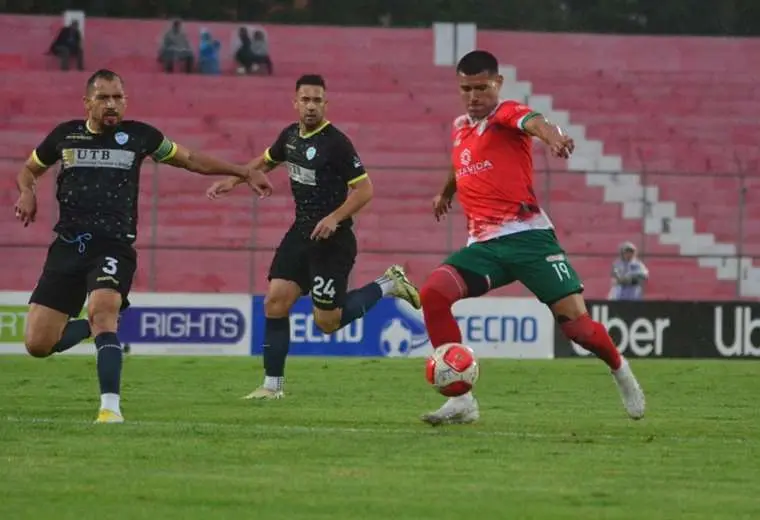 Remontada de Real Tomayapo para imponerse a Aurora por 2-1