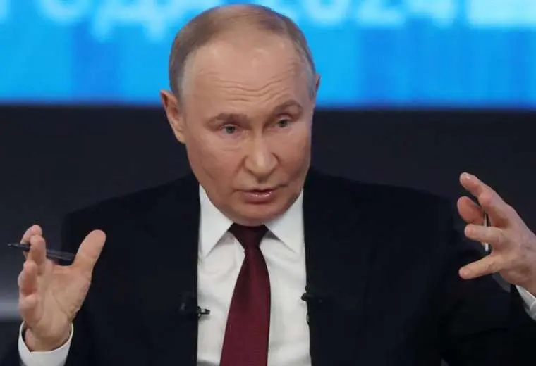 Putin afirma que debería haber iniciado antes la invasión de Ucrania y que está dispuesto a negociar con Trump 