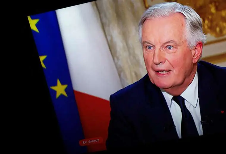 Francia se asoma a un abismo político ante la inminencia de la caída del Gobierno de Barnier