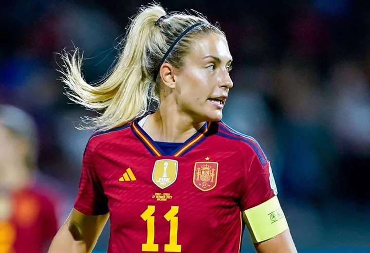Alexia Putellas con la camiseta de la selección española