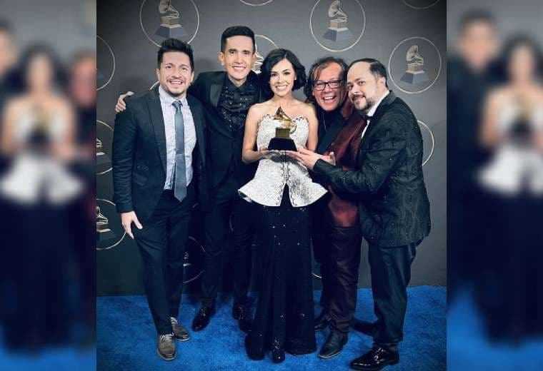 Vladimir Suárez gana su segundo Grammy