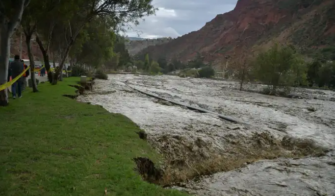 Las lluvias provocaron el desborde de rios en La Paz/Foto: Alcaldía de La Paz