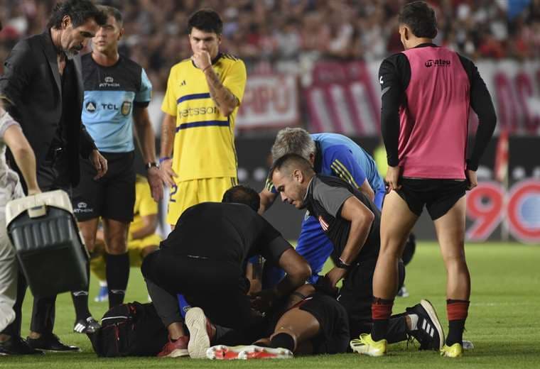 Momento de la convulsión del jugador Altamirano en el Estudiantes - Boca