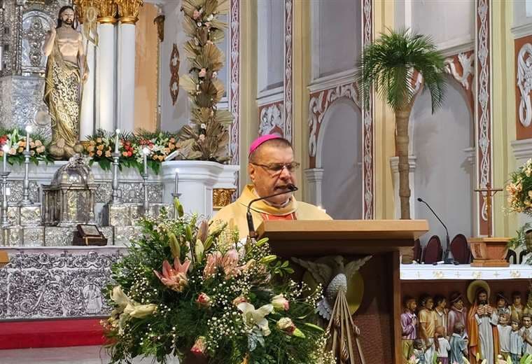 Monseñor Estanislao Dowlaszewicz en la homilía de hoy