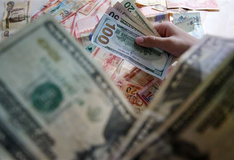 El dólar paralelo sigue en aumento/Foto: Ricardo Montero