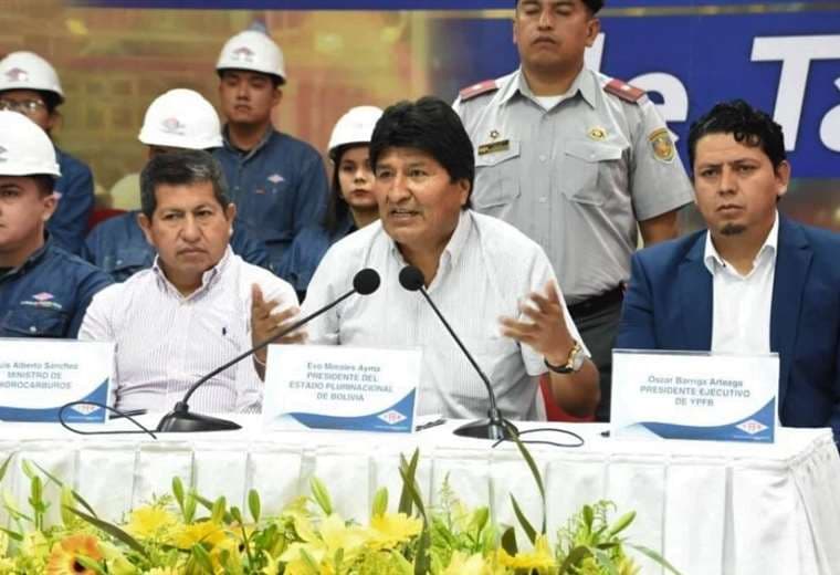 Luis Alberto Sánchez (izq.) fue ministro de Evo Morales/Foto: El País