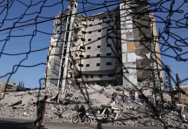 Edificio destruido luego de un bombardeo israelí en Rafah, Gaza / AFP 