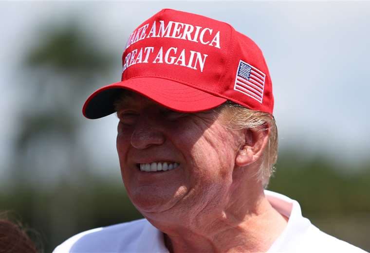  El expresidente estadounidense Donald Trump en un campo de golf en Miami /AFP