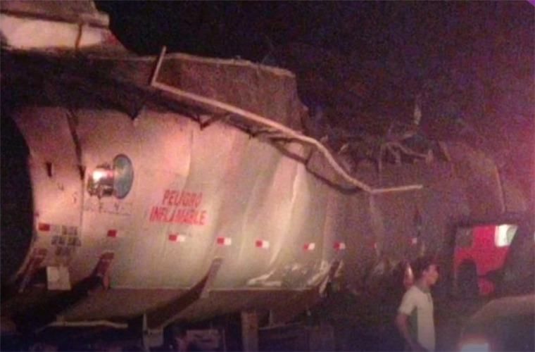 Explosión de camión cisterna causa la muerte de un hombre que realizaba tareas de mantenimiento  