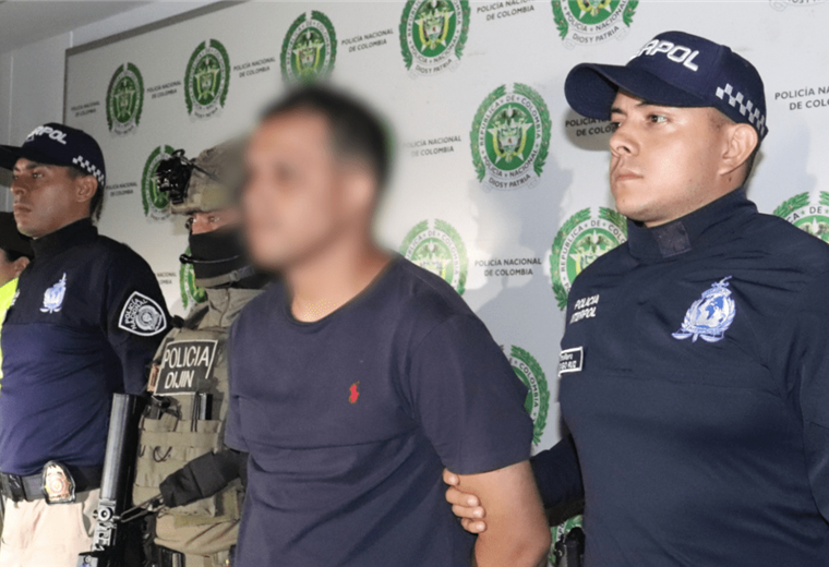 Carlos Ramón Escobar García, alias "Carlos Ramón, fue capturado por la policía colombiana 