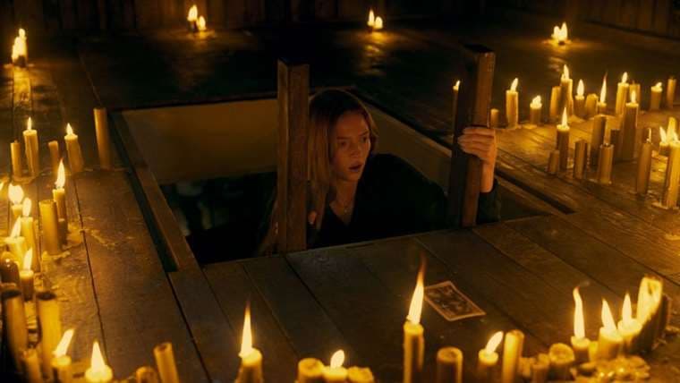En el nuevo filme de terror “Tarot de la muerte”, las cartas cobran vida y harán que luches por tu existencia