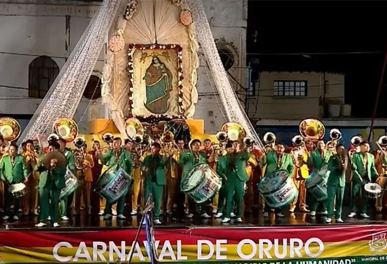 Oruro, lanza el Carnaval del Bicentenario 2025 