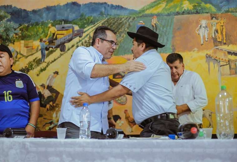 El gobernador Mario Aguilera encabezó la comitiva en la provincia Caballero