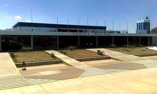 Aeropuerto de Tarija está habilitado para operaciones aéreas tras superar una falla eléctrica