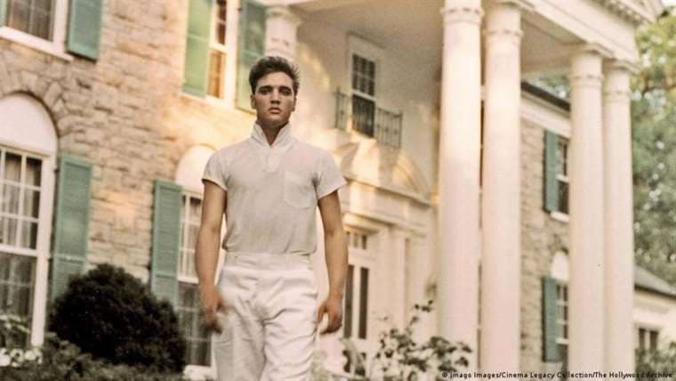 Nieta de Elvis Presley busca parar la subasta de la mítica mansión Graceland