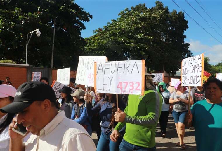 Los gremiales de Barrio Lindo marcharon hoy en Santa Cruz/Foto: Juan Carlos Torrejón