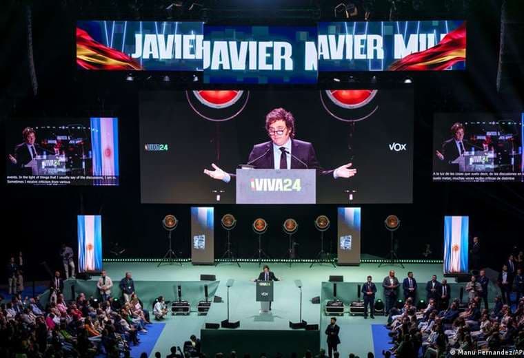 Javier Milei, el "nuevo ídolo" del partido español Vox
