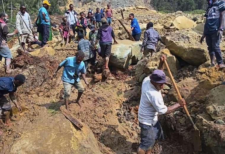 Papúa Nueva Guinea: más de 2.000 personas sepultadas en deslizamiento de tierra