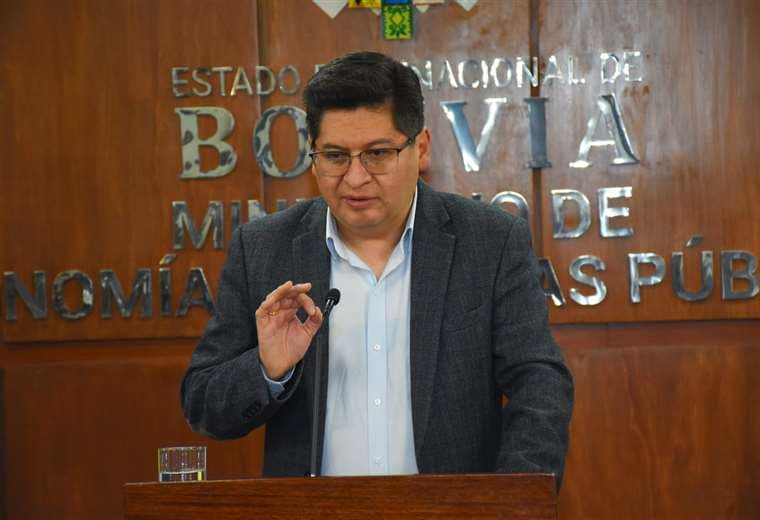 Marcelo Montenegro, ministro de Economía, en rueda de prensa/Foto: APG