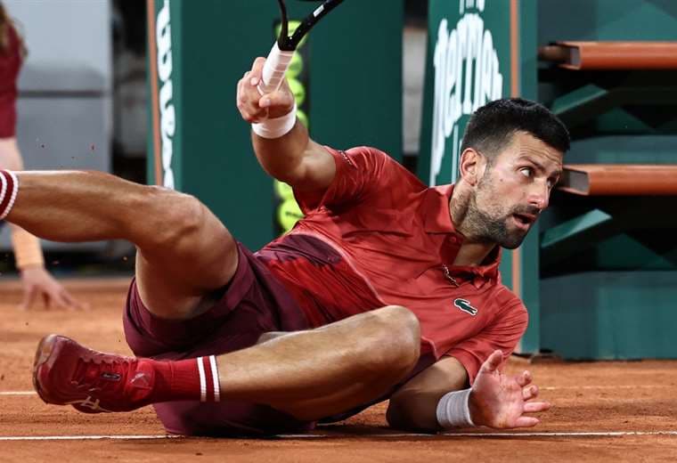 Djokovic arranca en Roland Garros con un triunfo laborioso