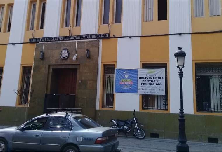 Cívicos califican de "vergüenza y bochornosa" elección fraudulenta en Asamblea Legislativa de Tarija